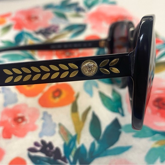 VERSACE polarized women's sunglasses - Picture 4 of 6